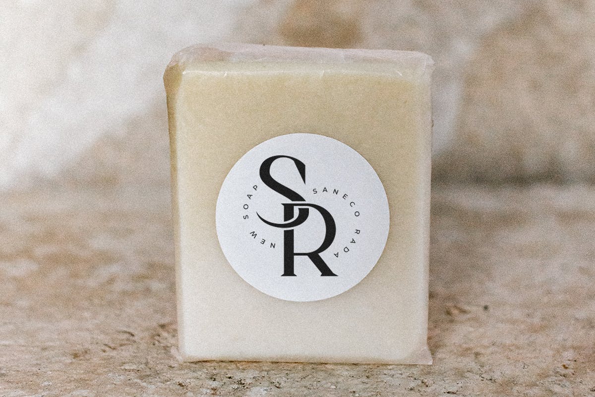 Dangmen Luxury Ligature Serif