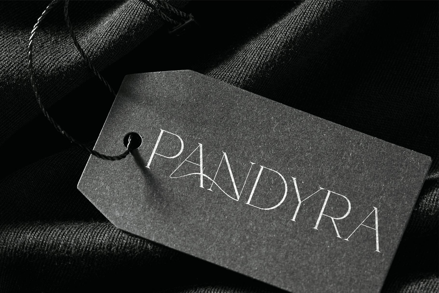 Pandyra Delicate Luxury Serif